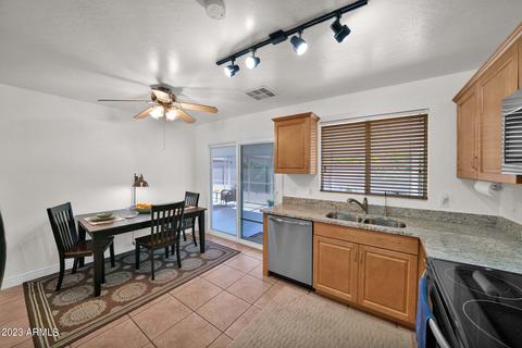 2633 W Hawks Eye Ave, Apache Junction, AZ 85120 photo 5