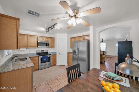 2633 W Hawks Eye Ave, Apache Junction, AZ 85120 photo 4