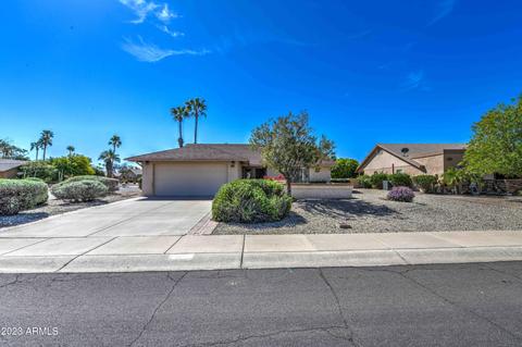 9749 W Kimberly Way, Peoria, AZ 85382