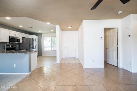 5818 S 14th St, Phoenix, AZ 85040 photo 4