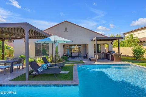 1689 E Nightingale Ln, Gilbert, AZ 85298 photo 16