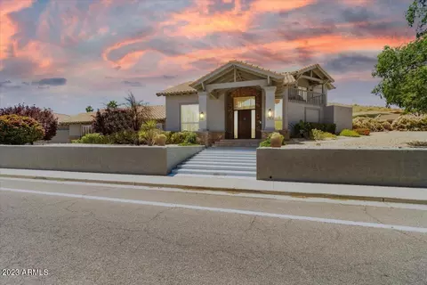 2763 E Gelding Dr, Phoenix, AZ 85032