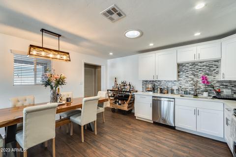 2339 E Montecito Ave, Phoenix, AZ 85016 photo 7