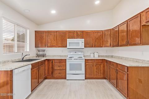1094 W 15th Ave, Apache Junction, AZ 85120 photo 12