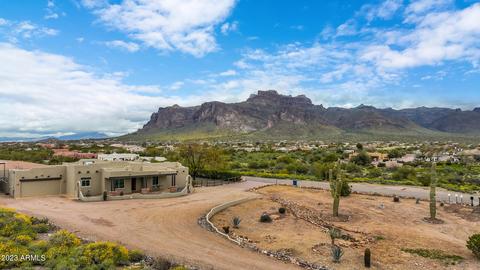 4386 E 4th Ave, Apache Junction, AZ 85119