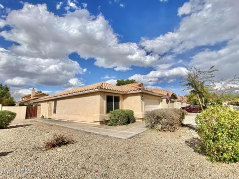 8022 W Paradise Dr, Peoria, AZ 85345