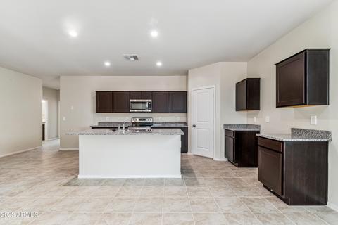 3230 W Sable Ave, Apache Junction, AZ 85120 photo 4