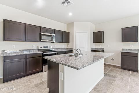 3230 W Sable Ave, Apache Junction, AZ 85120 photo 2