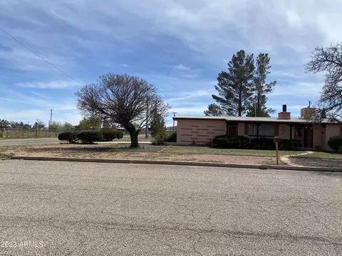 1030 E Justin St, Pearce, AZ 85625 photo 5