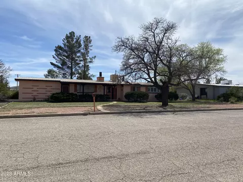 1030 E Justin St, Pearce, AZ 85625 photo 2