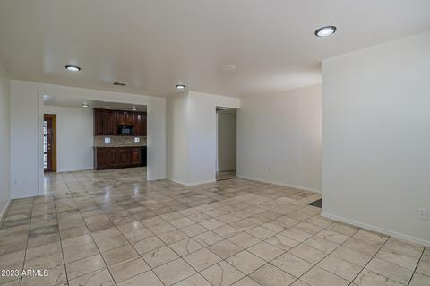 1574 W Lawrence Ln, Phoenix, AZ 85021 photo 6