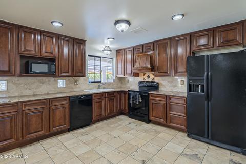 1574 W Lawrence Ln, Phoenix, AZ 85021 photo 9