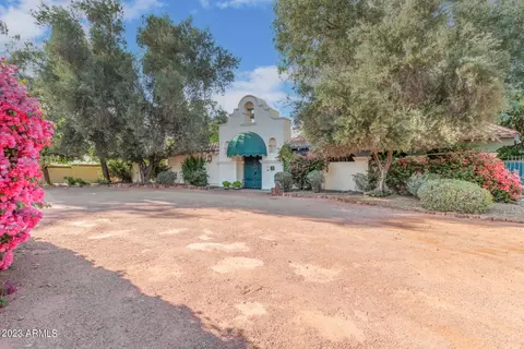 212 E Bethany Home Rd, Phoenix, AZ 85012 photo 2