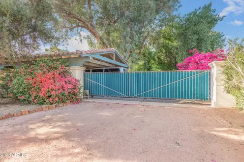 212 E Bethany Home Rd, Phoenix, AZ 85012 photo 3