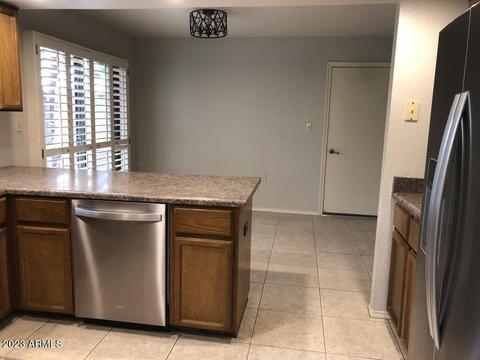 22 E Butler Dr, Phoenix, AZ 85020 photo 13