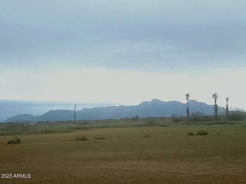 3235 N Bandelier Dr #1, Eloy, AZ 85131