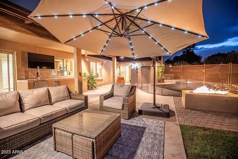 5202 E Fellars Dr, Scottsdale, AZ 85254