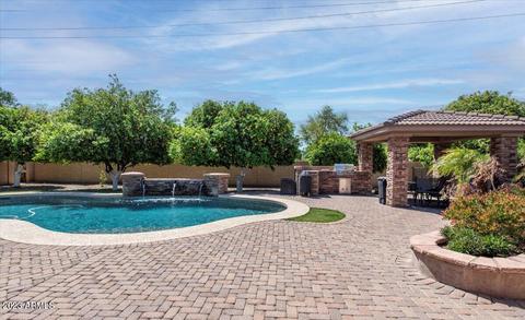 3511 E Indigo Cir, Mesa, AZ 85213 photo 8