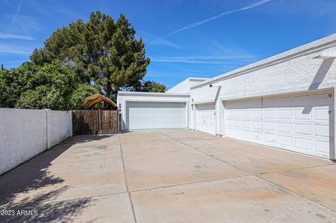 4064 E Greenway Cir, Mesa, AZ 85205 photo 5