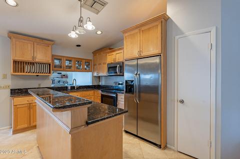 1118 W Greenway Dr, Tempe, AZ 85282