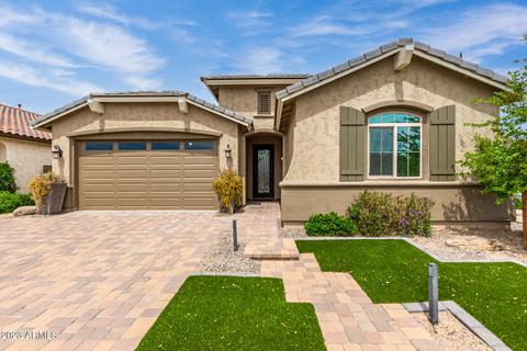 290 E Horseshoe Dr, Chandler, AZ 85249
