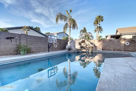 1692 E Bruce Ave, Gilbert, AZ 85234 photo 5