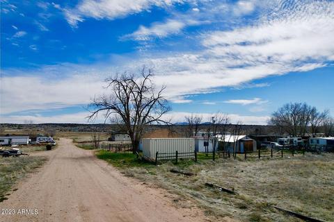 315 W Lake Louise Rd #944, Paulden, AZ 86334
