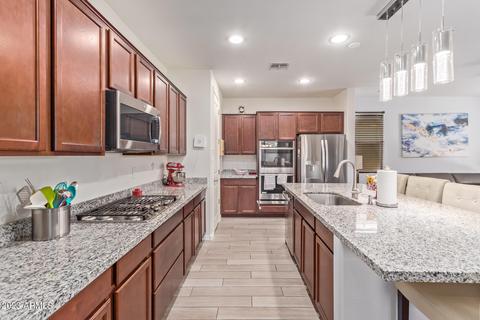 2811 E Sunland Ave E, Phoenix, AZ 85040 photo 5