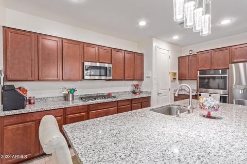 2811 E Sunland Ave E, Phoenix, AZ 85040 photo 6
