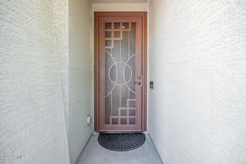 2811 E Sunland Ave E, Phoenix, AZ 85040 photo 4