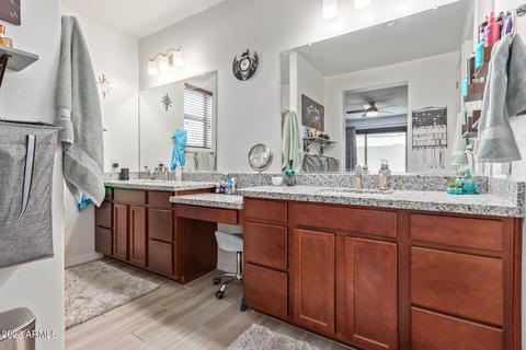 2811 E Sunland Ave E, Phoenix, AZ 85040 photo 16