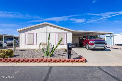 964 E Clubhouse Ln, San Tan Valley, AZ 85140