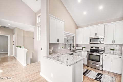 1633 E Lakeside Dr #142, Gilbert, AZ 85234