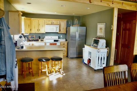 2343 Dovetail Trl, Overgaard, AZ 85933 photo 13