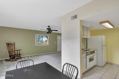 844 E Cochise Dr, Phoenix, AZ 85020 photo 4