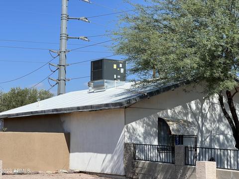 5826 S 46th Pl, Phoenix, AZ 85040 photo 4