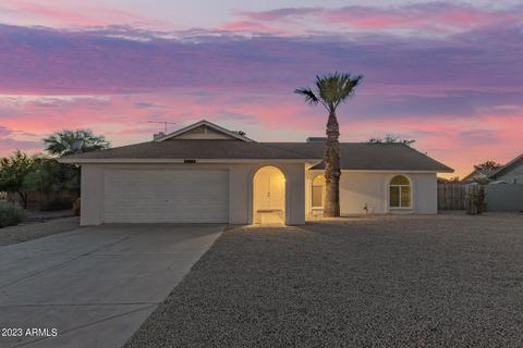 8512 N 83rd Dr, Peoria, AZ 85345