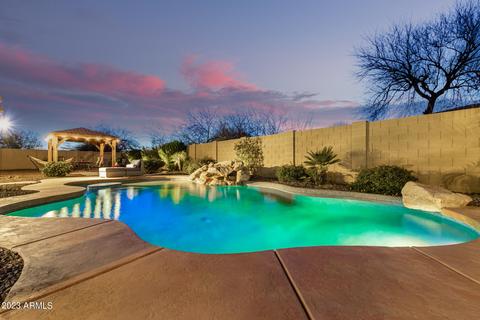 2122 N 80th Pl, Mesa, AZ 85207