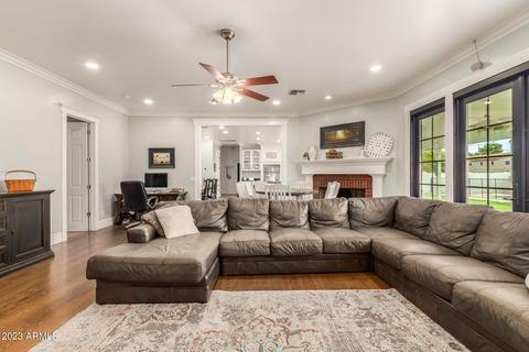 1696 E Country Ln, Gilbert, AZ 85298 photo 17