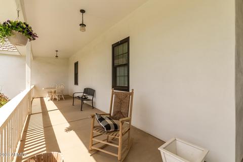1696 E Country Ln, Gilbert, AZ 85298 photo 11