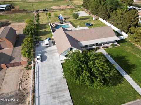 1696 E Country Ln, Gilbert, AZ 85298 photo 66