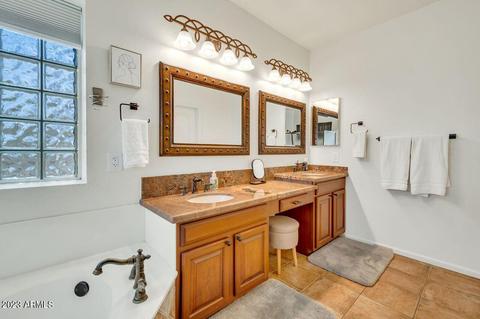1015 E Liberty Ln, Gilbert, AZ 85296 photo 21