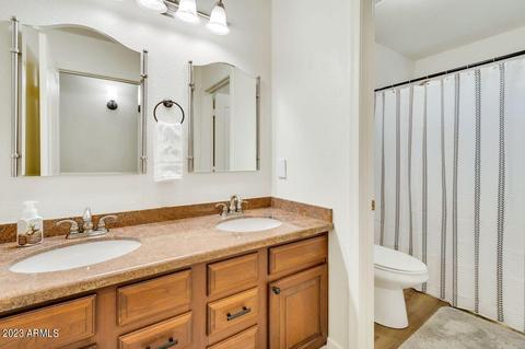 1015 E Liberty Ln, Gilbert, AZ 85296 photo 25
