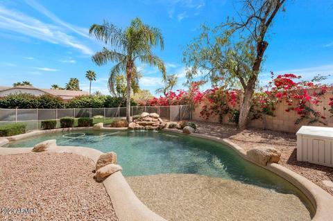 1015 E Liberty Ln, Gilbert, AZ 85296 photo 16