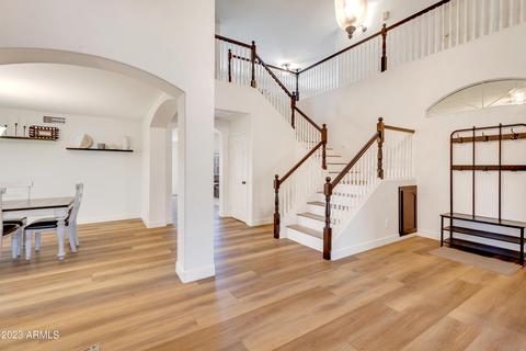 1015 E Liberty Ln, Gilbert, AZ 85296 photo 4