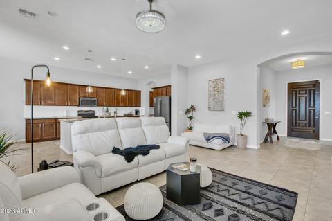 2589 E Ironside Ct, Gilbert, AZ 85298 photo 9