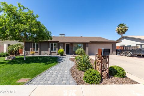 2104 S Beverly --, Mesa, AZ 85210 photo 1