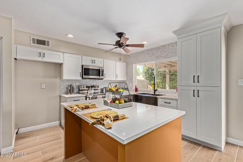 2104 S Beverly --, Mesa, AZ 85210 photo 11