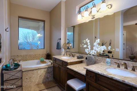8439 E Leonora St, Mesa, AZ 85207 photo 27