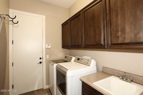 8439 E Leonora St, Mesa, AZ 85207 photo 40